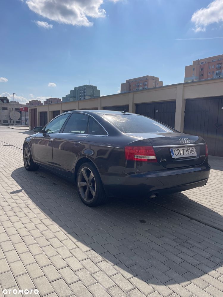 Audi A6 - 4