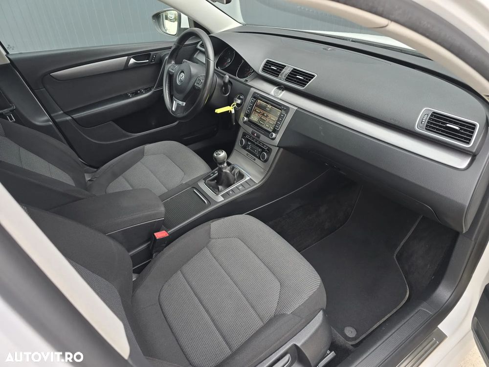 Volkswagen Passat 2.0 TDI BlueMotion Technology Business Edition - 9