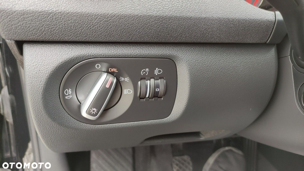 Audi A3 1.6 TDI DPF Attraction - 34