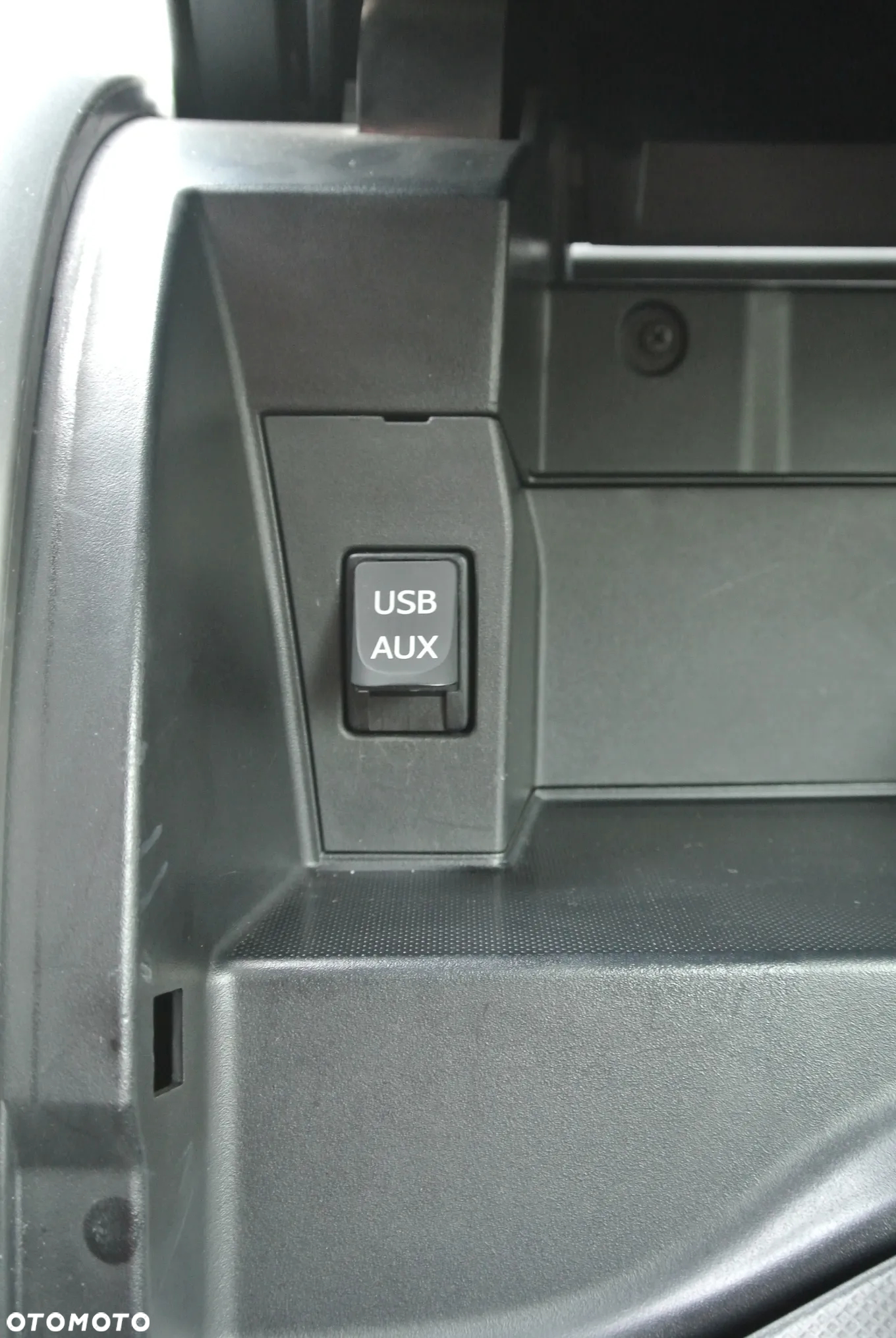Toyota Auris 1.4 D-4D Premium - 18
