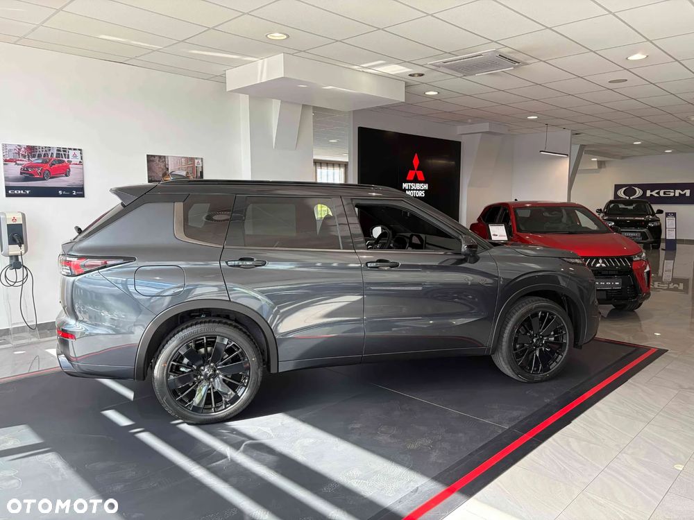 Mitsubishi Outlander Black Edition - 7