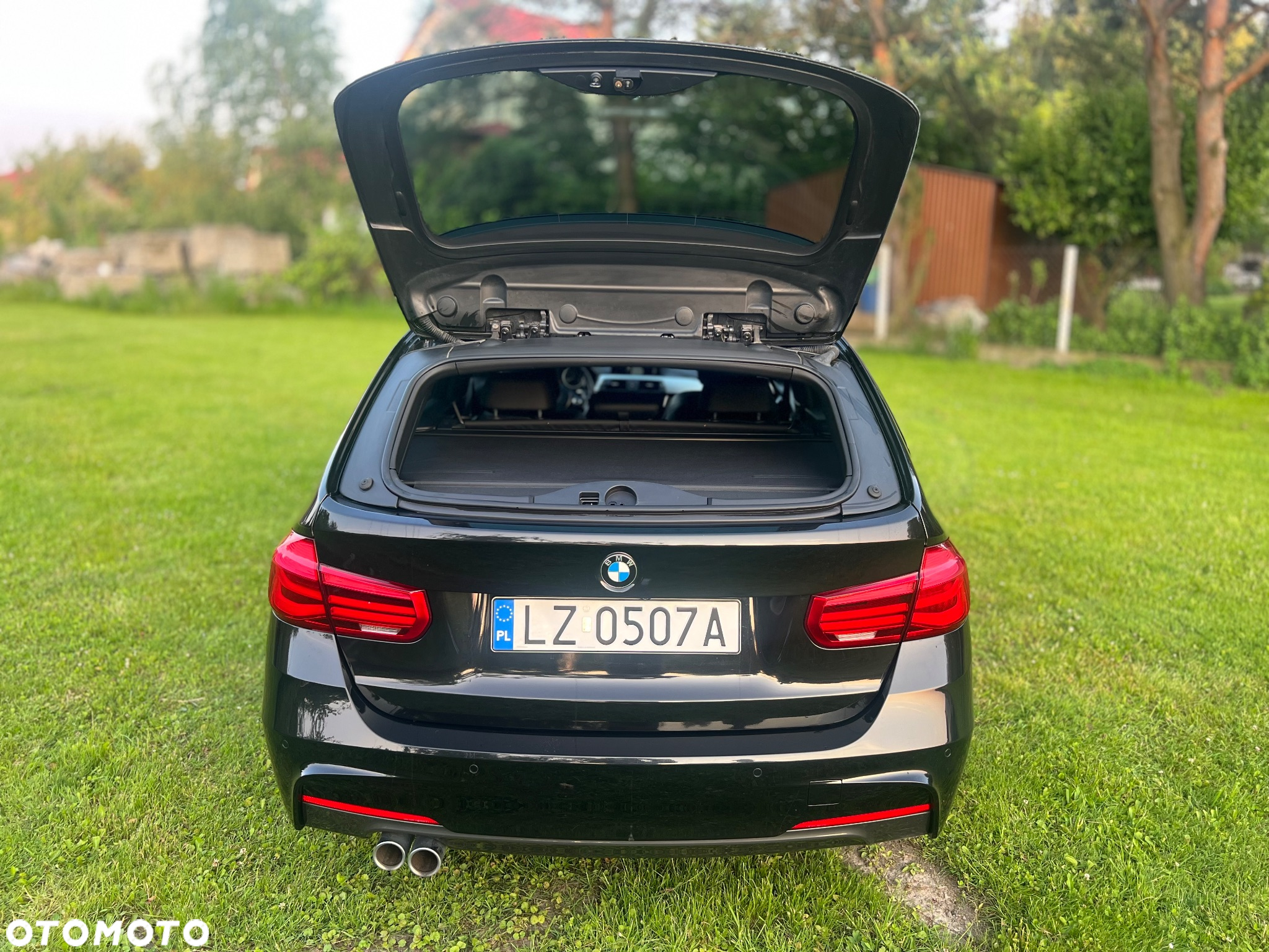 BMW Seria 3 320d Touring xDrive - 11
