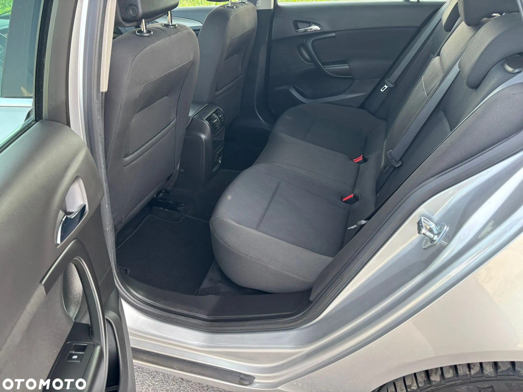 Opel Insignia 2.0 CDTI Design Edition - 18