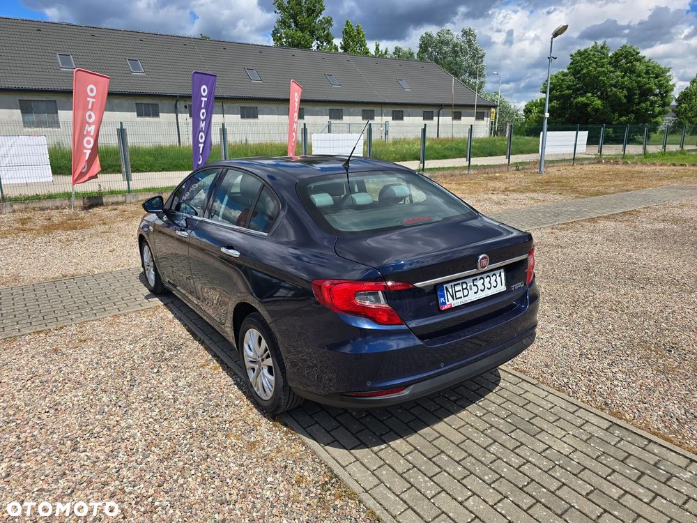 Fiat Tipo 1.6 MultiJet 16v Lounge - 9