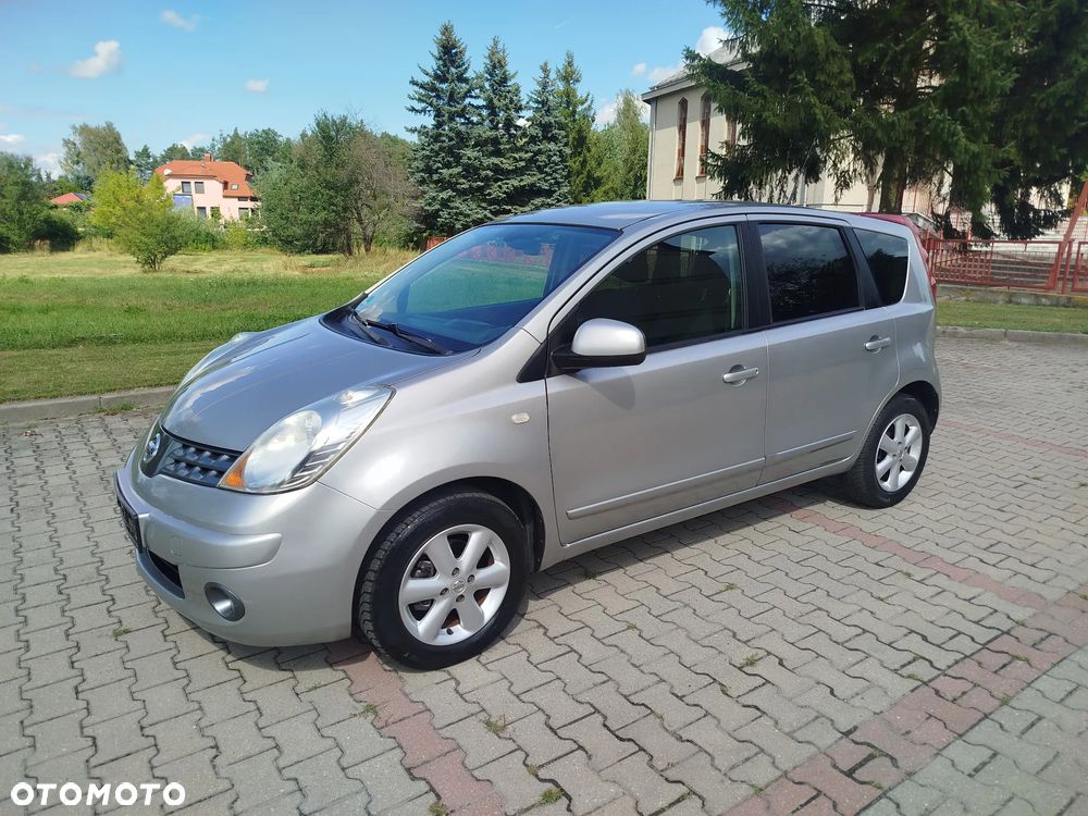 Mazda 5 2.0 Exclusive + - 30