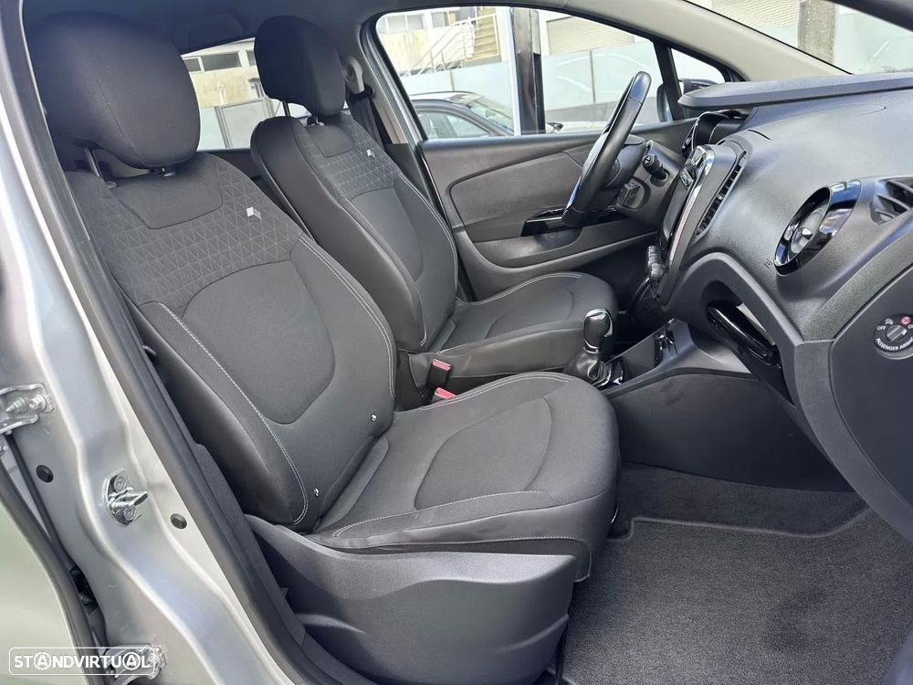 Renault Captur (ENERGY) dCi 90 EDC LIMITED - 48