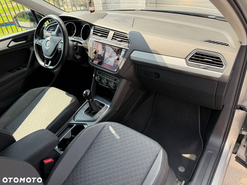 Volkswagen Tiguan 1.5 TSI OPF Life - 23