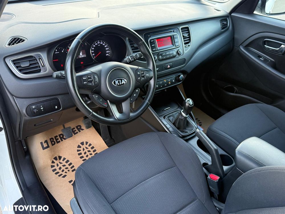 Kia Carens 1.7 CRDi Vision - 6
