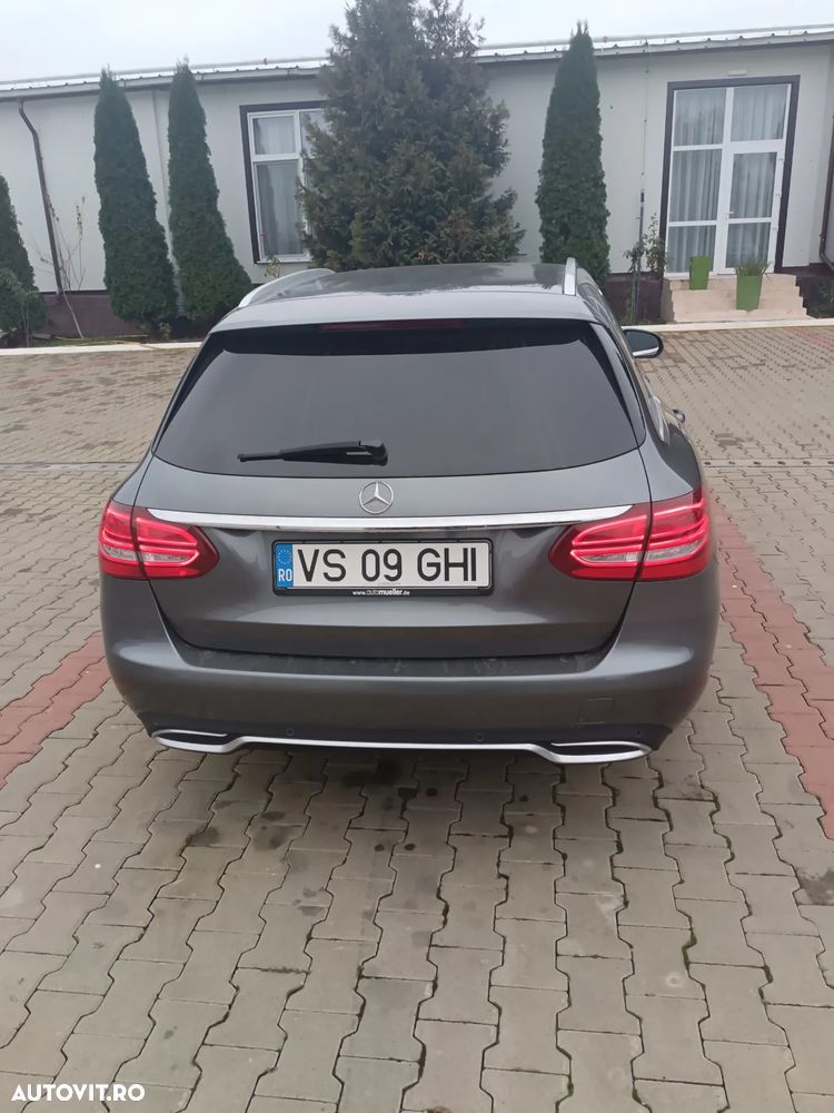 Mercedes-Benz C 220 d T 9G-TRONIC - 3