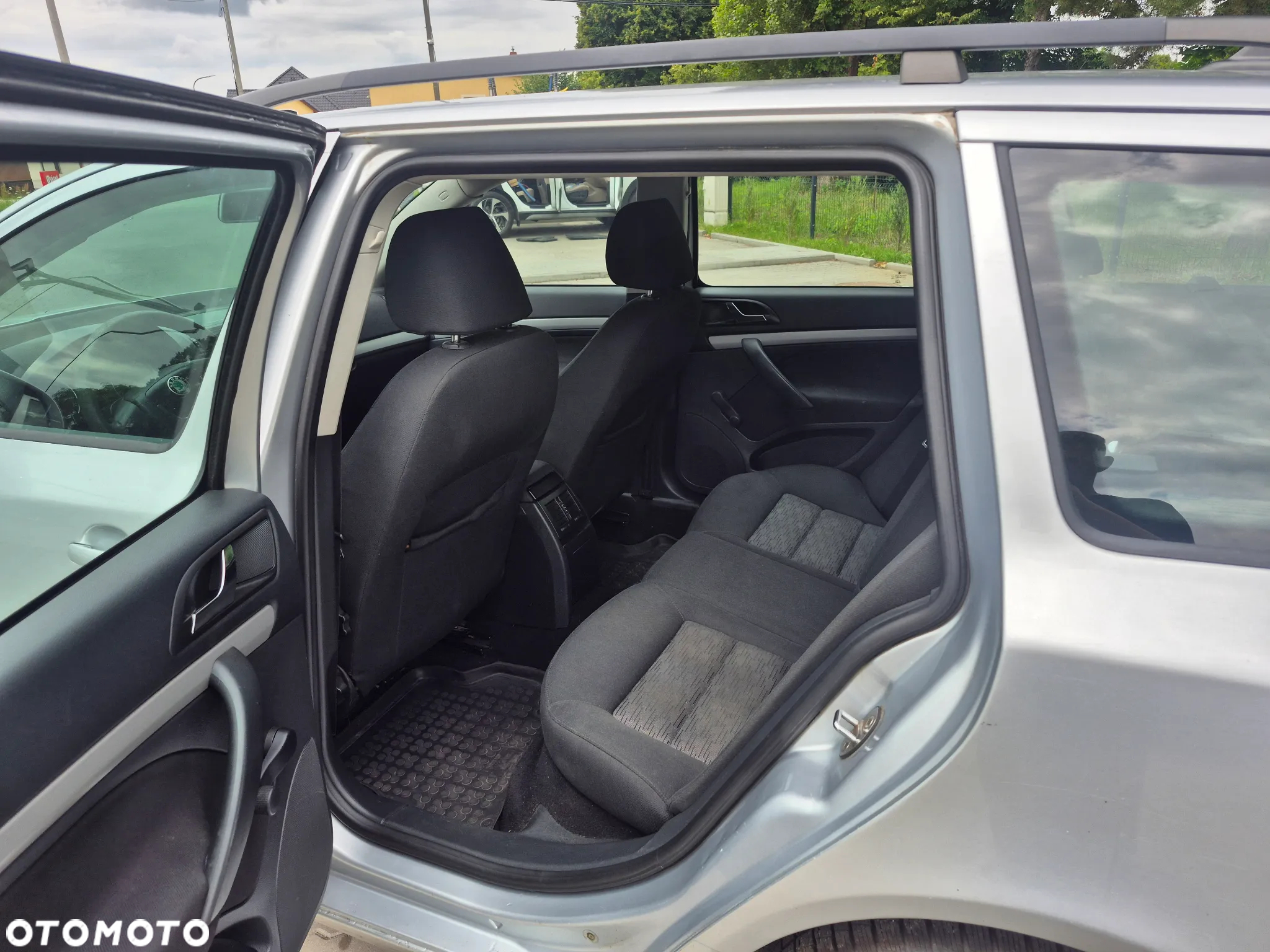 Skoda Octavia 2.0 TDI DPF Elegance - 6