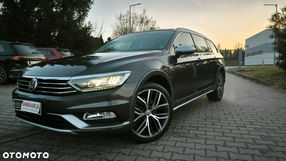 Volkswagen Passat Alltrack 2.0 TDI SCR 4Motion DSG (BMT) - 1