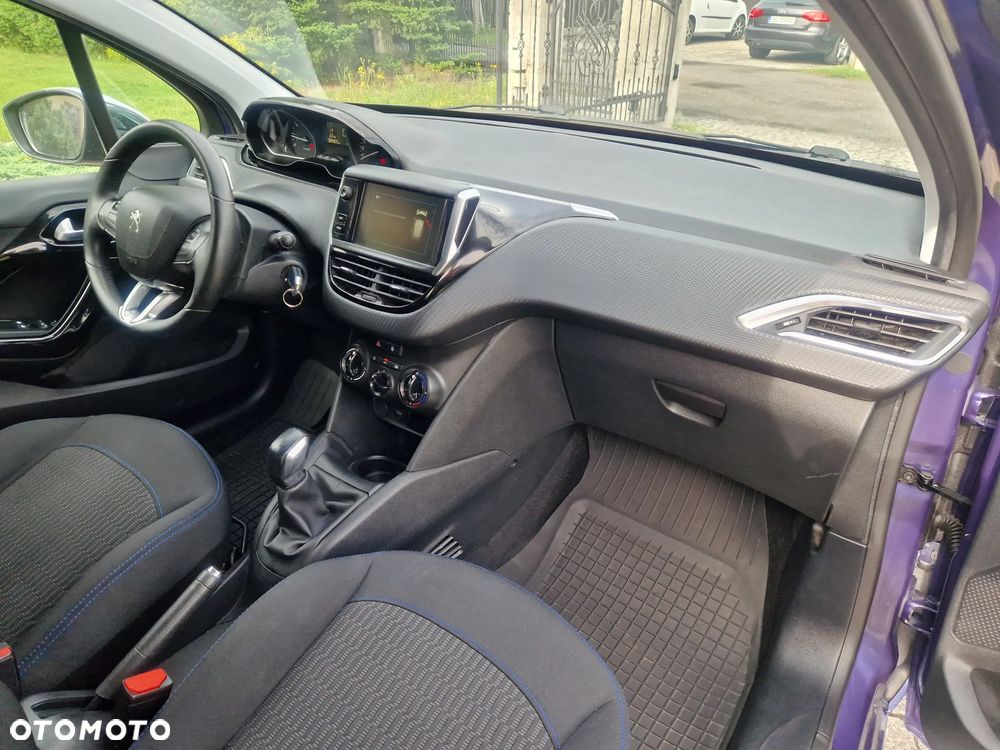 Peugeot 208 1.2 PureTech Active - 13