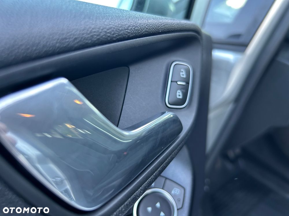 Ford Fiesta 1.1 S&S COOL&CONNECT - 15