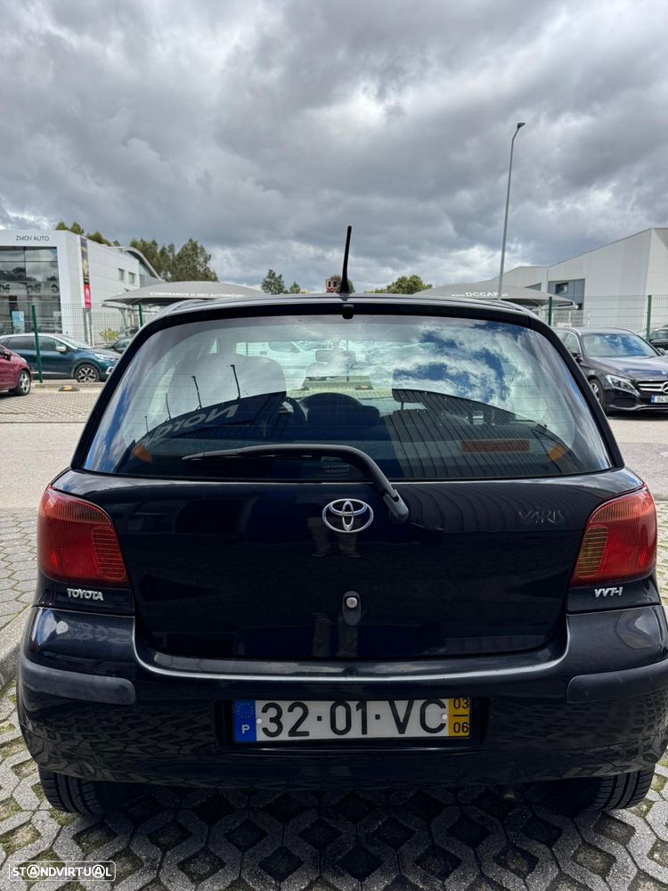 Toyota Yaris 1.0 Sol - 16