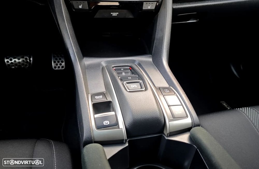 Honda Civic 1.6 i-DTEC Executive Premium 9AT - 25