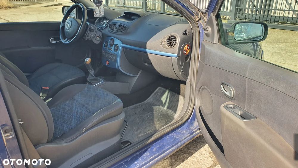 Renault Clio 1.2 16V All Inclusive - 7