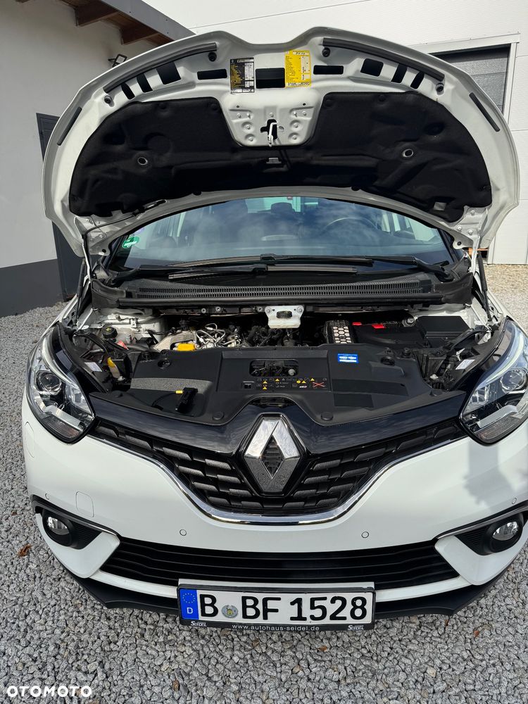 Renault Scenic - 21