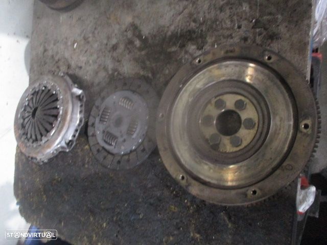 Embraiagem 120038710 PEUGEOT 207 2007 1.4HDI 70CV 5P CINZA LUK/190MM MONOMASSA - 1