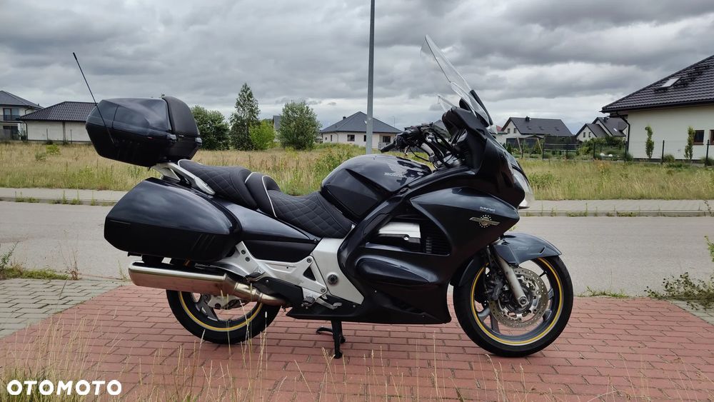Honda ST - 2