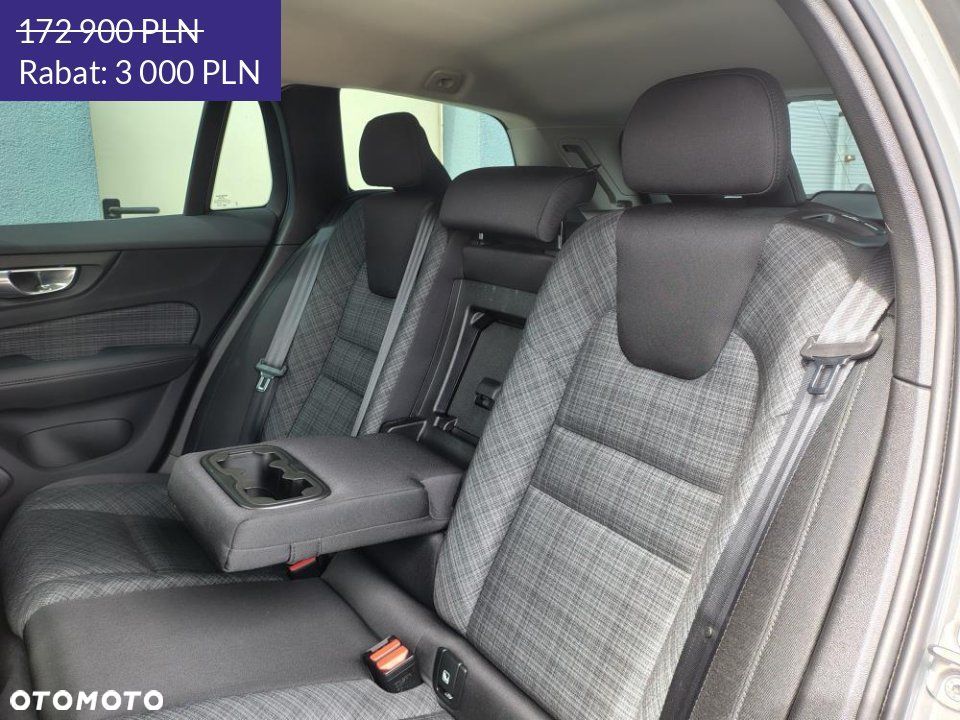 Volvo V60 Cross Country - 12