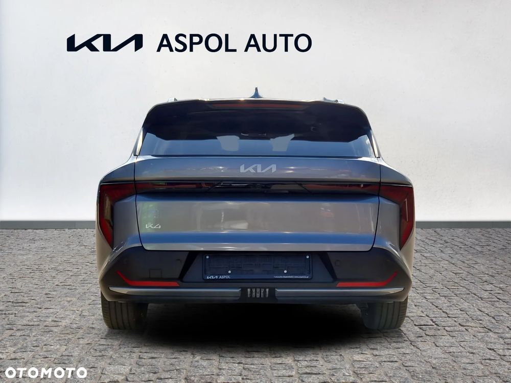 Kia K4 - 5