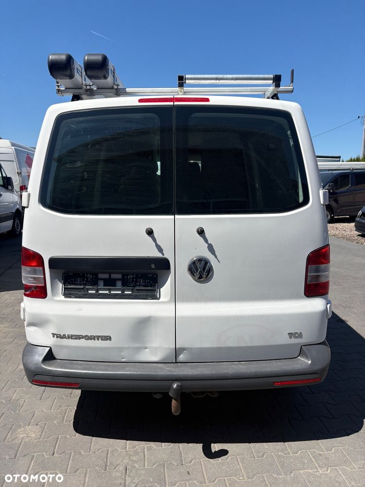Volkswagen Transporter T5 - 6