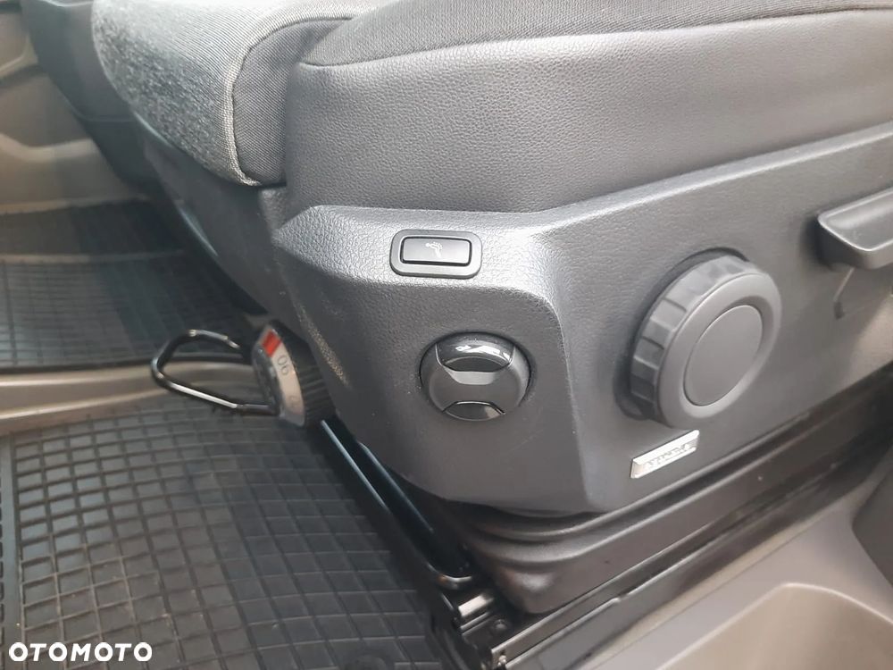 Volkswagen Crafter - 10