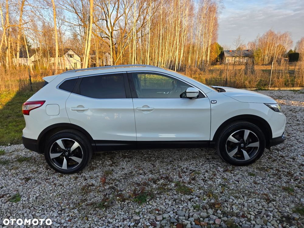 Nissan Qashqai 1.6 DIG-T N-Vision - 11