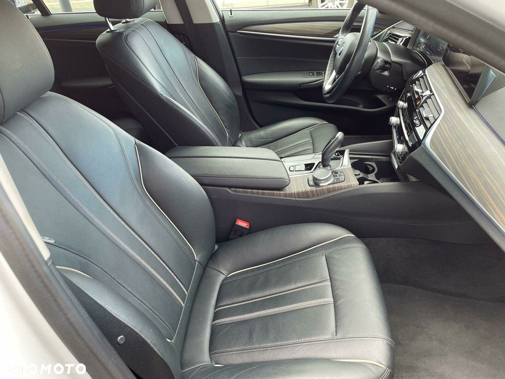 BMW Seria 5 - 13