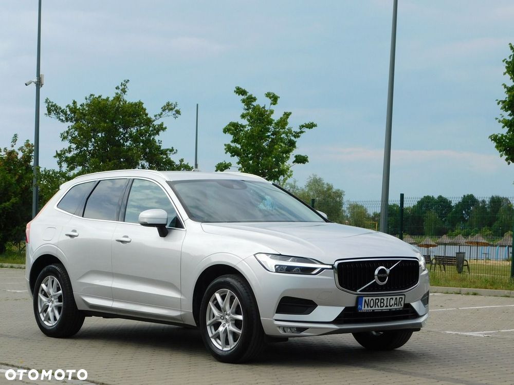 Volvo XC 60 B4 B Momentum Pro - 32