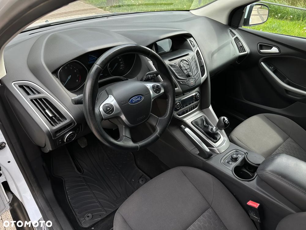 Ford Focus 1.0 EcoBoost STart-Stopp-System TITANIUM - 8