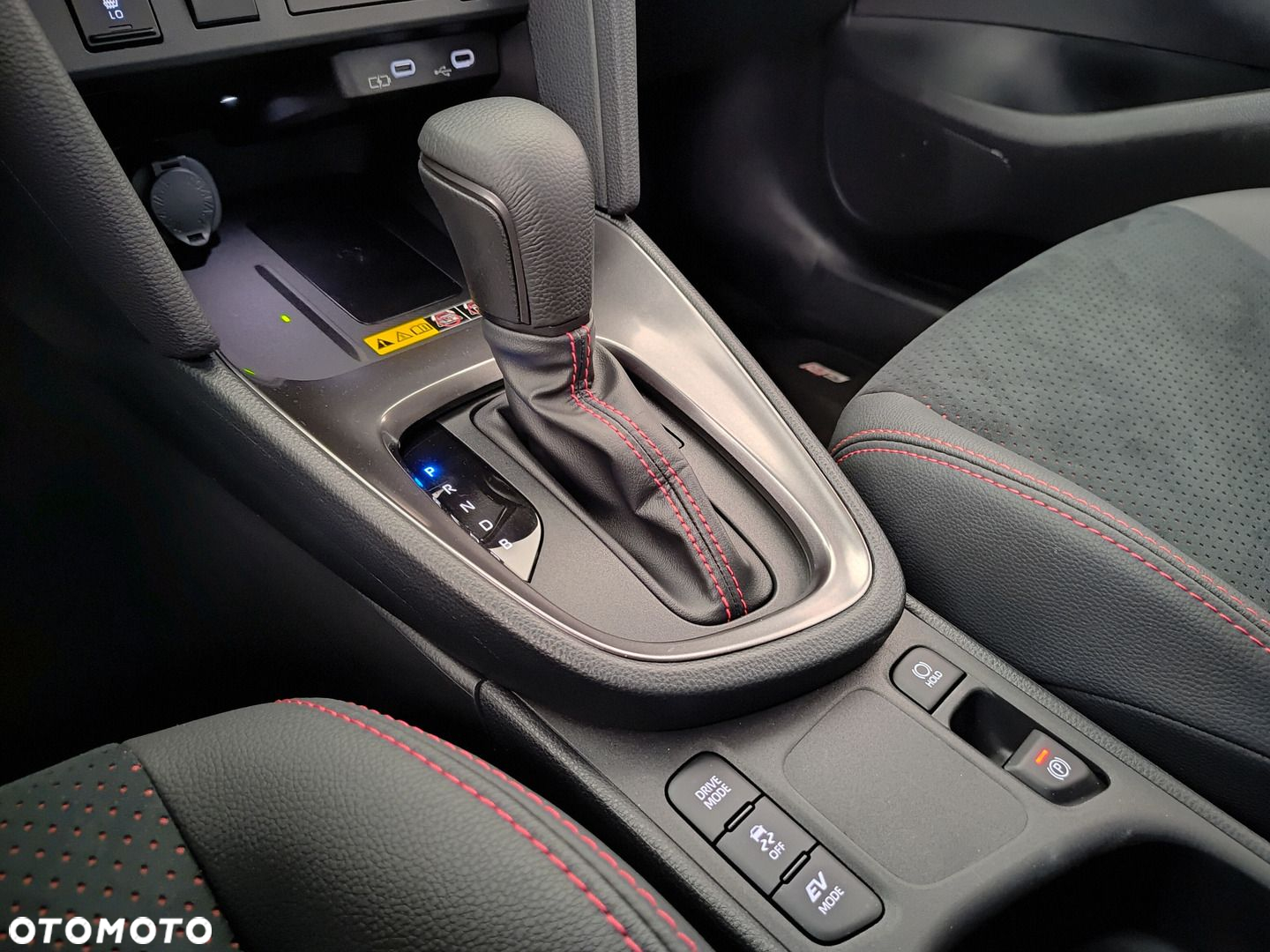 Toyota Yaris Cross - 15