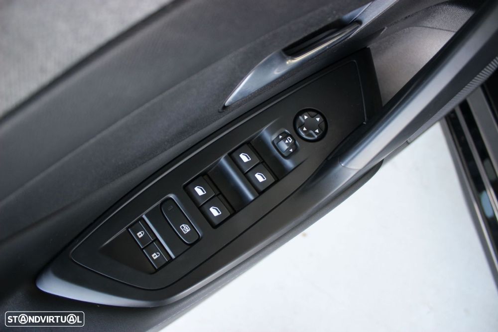 Peugeot 308 1.2 PureTech Allure - 13