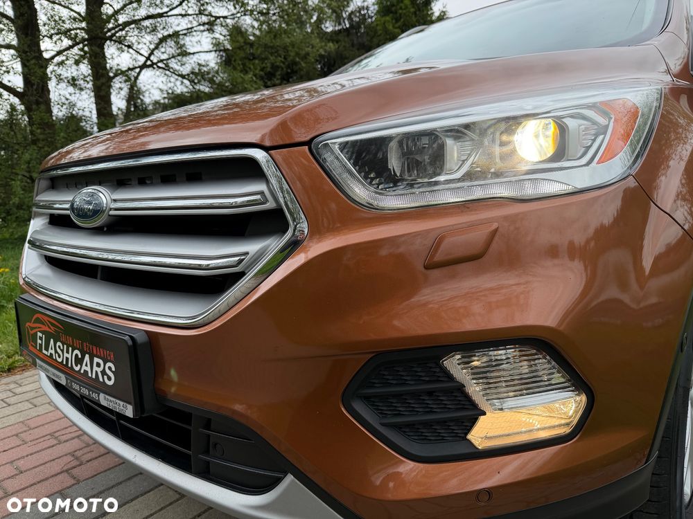Ford Kuga 2.0 TDCi 2x4 Titanium - 27