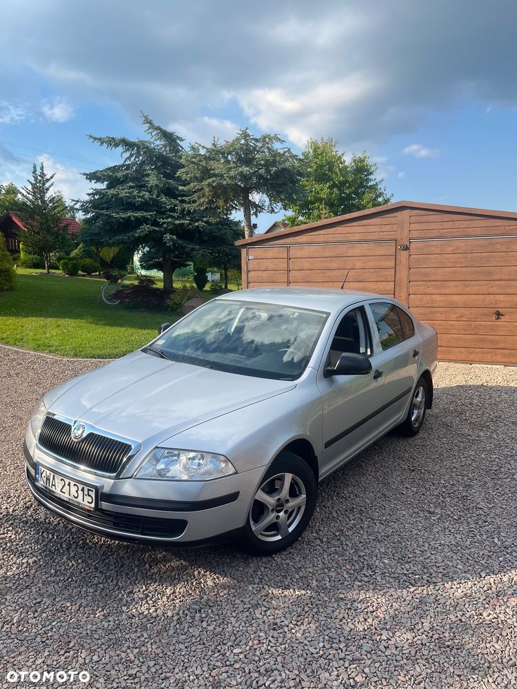 Skoda Octavia 1.6 Tour - 3