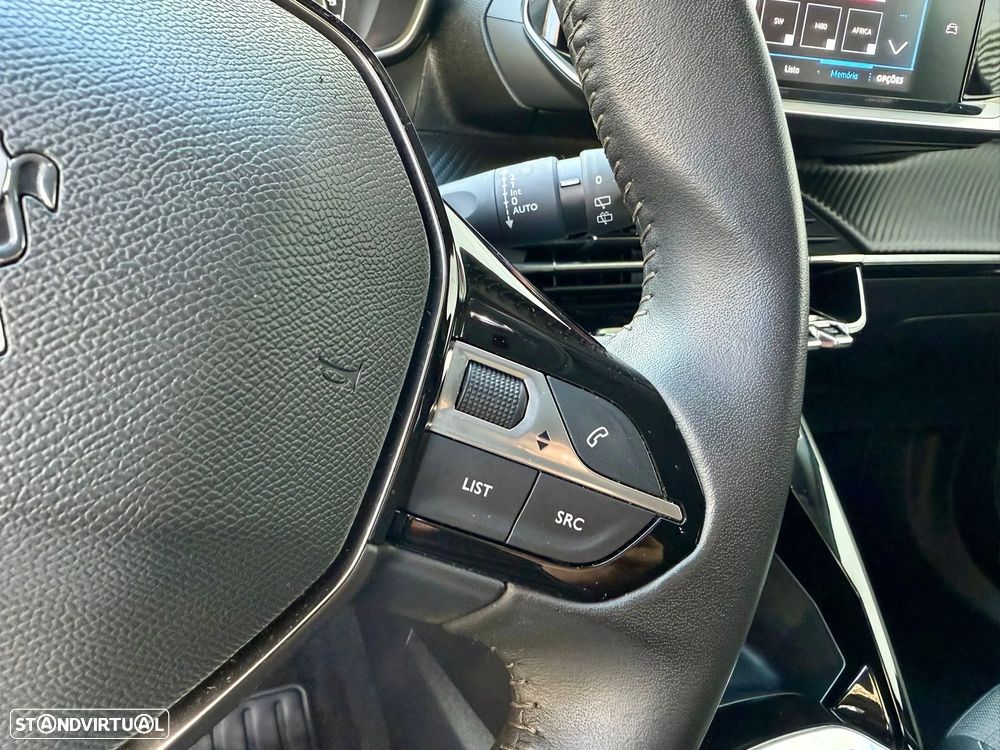 Peugeot 2008 PureTech 130 Allure Pack - 23