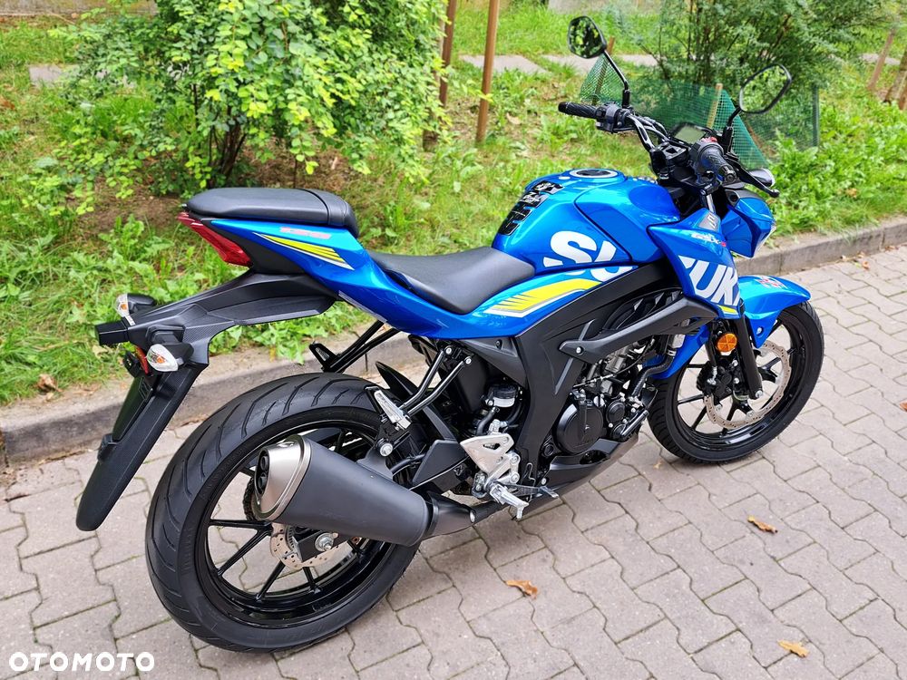 Suzuki GSX - 14