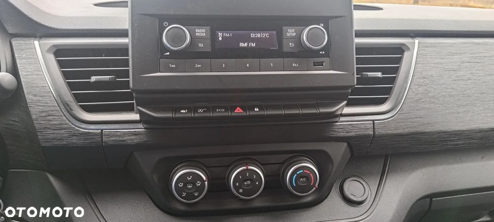 Renault Trafic 2.0 L2H1 HD Extra (bryg.) - 23
