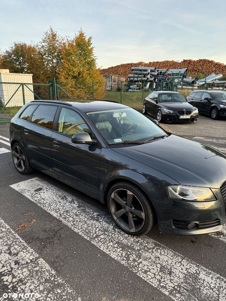 Audi A3 2.0 TDI DPF Attraction S tronic - 3