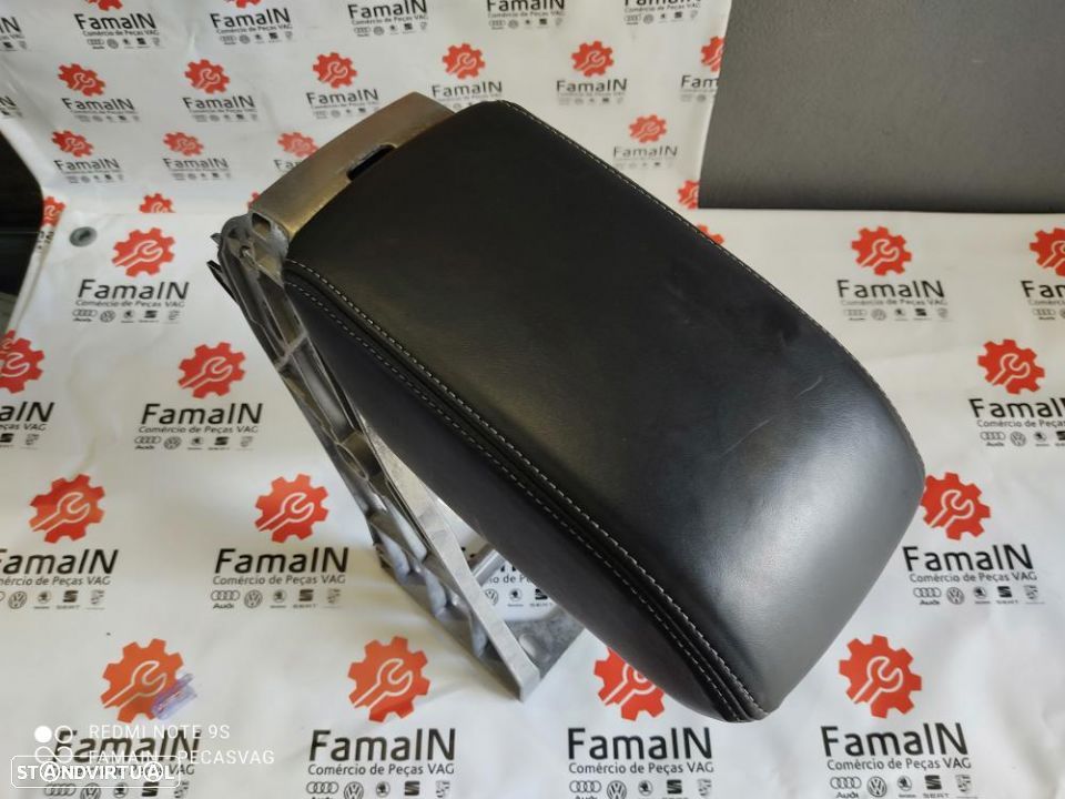 Apoio de braço central - AUDI Q3 - 2