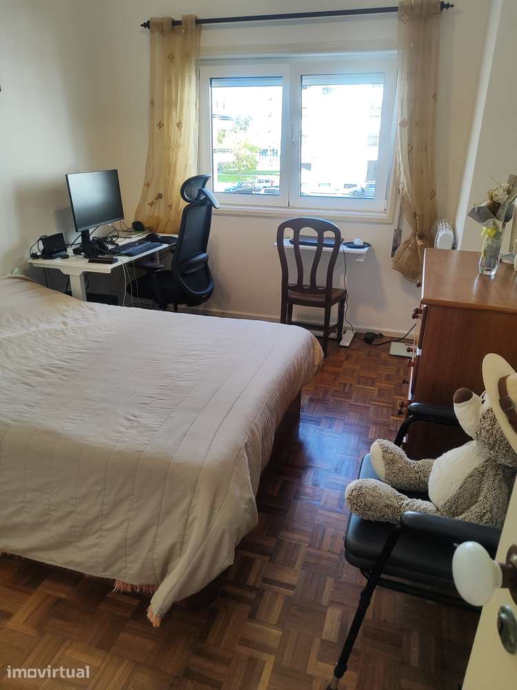 Apartamento T2 transformado em T3 com Garagem | Amorosa – Chafé - Grande imagem: 2/9