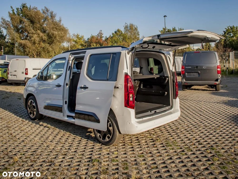Fiat Qubo - 11