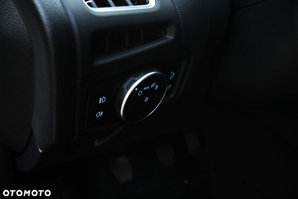 Ford Focus 1.5 EcoBoost Titanium - 35