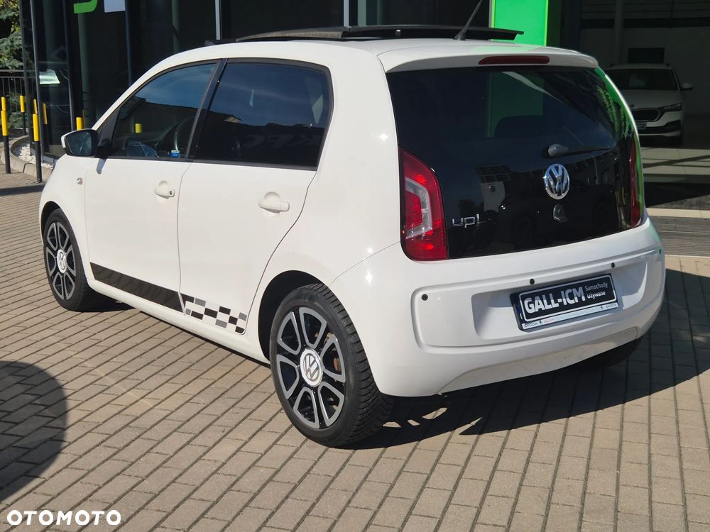 Volkswagen up! - 6