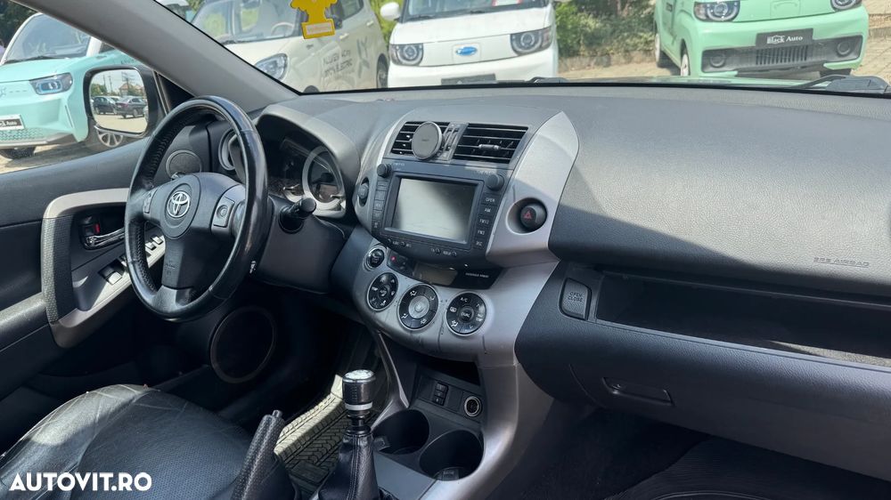 Toyota RAV4 2.2 D-4D Executive - 5
