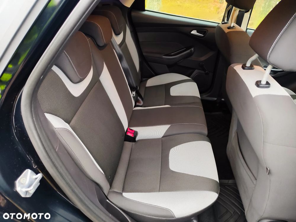 Ford Focus 1.0 EcoBoost Trend - 16