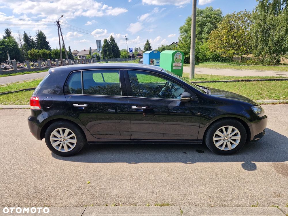 Volkswagen Golf 2.0 TDI DPF Comfortline - 5