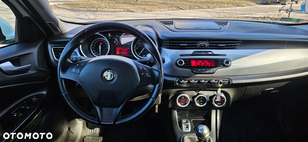 Alfa Romeo Giulietta 2.0 JTDM Distinctive - 7