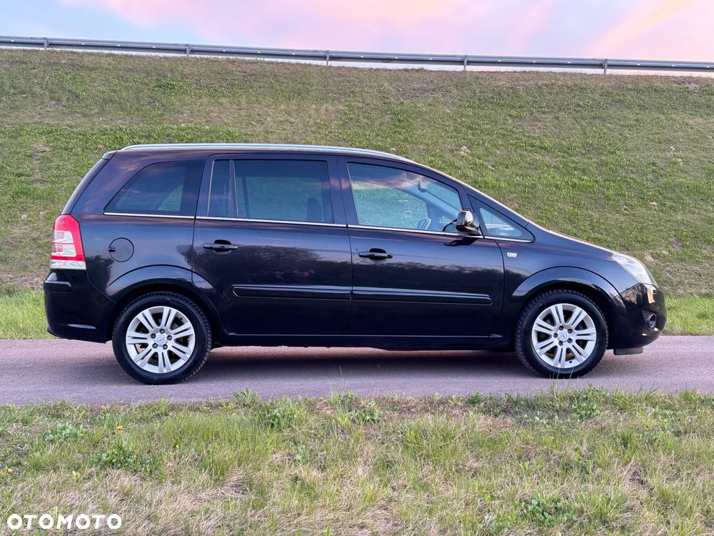 Opel Zafira 1.8 Family - 20