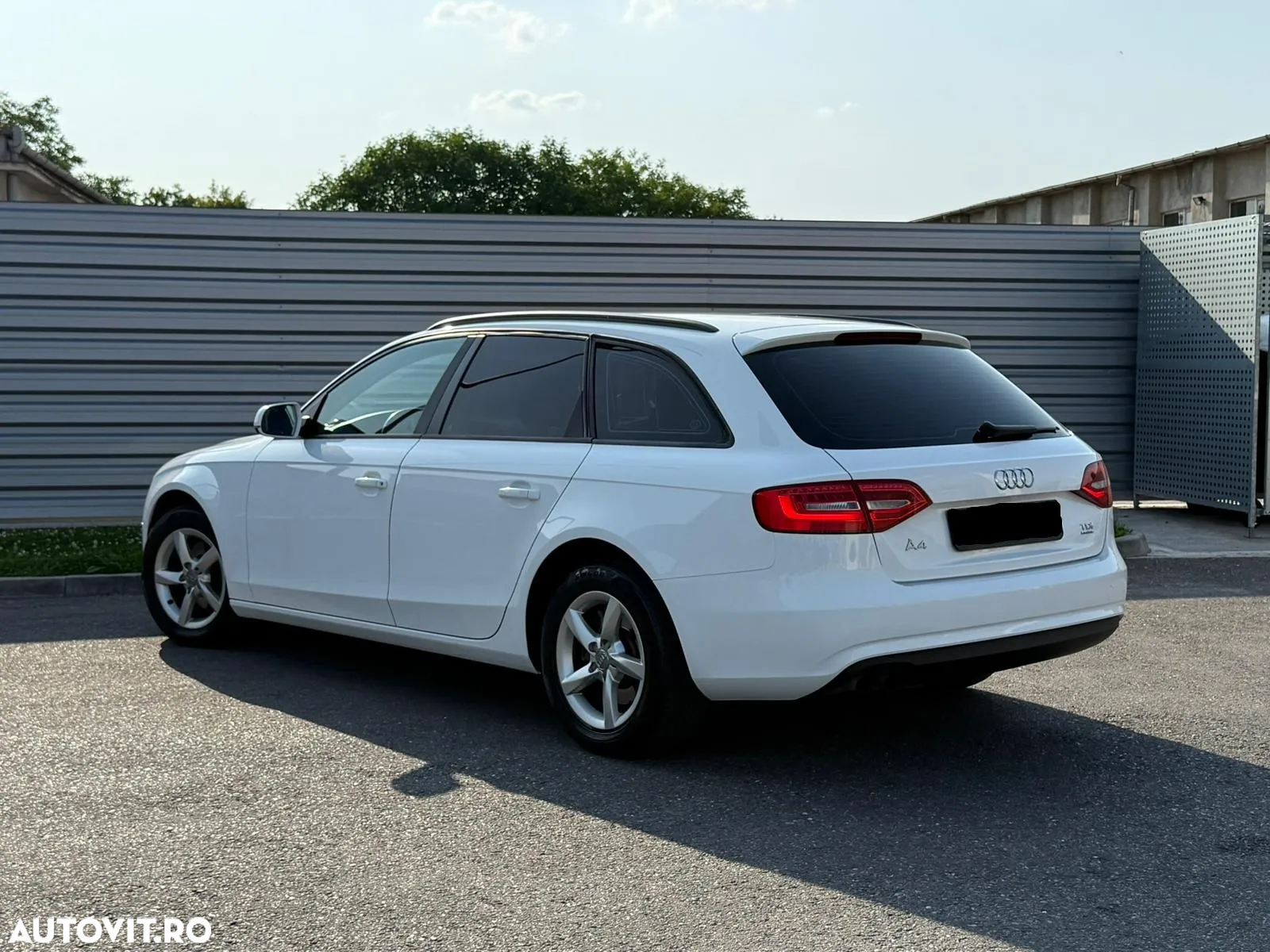 Audi A4 - 4